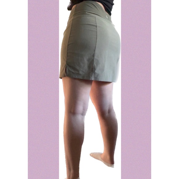 Adorable Summer Skort!! - Picture 3 of 8